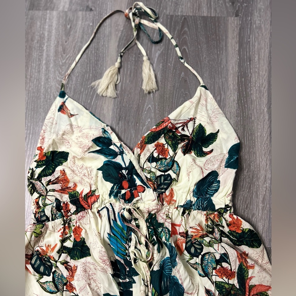 SOLD‼️ Tropical print solitaire dress